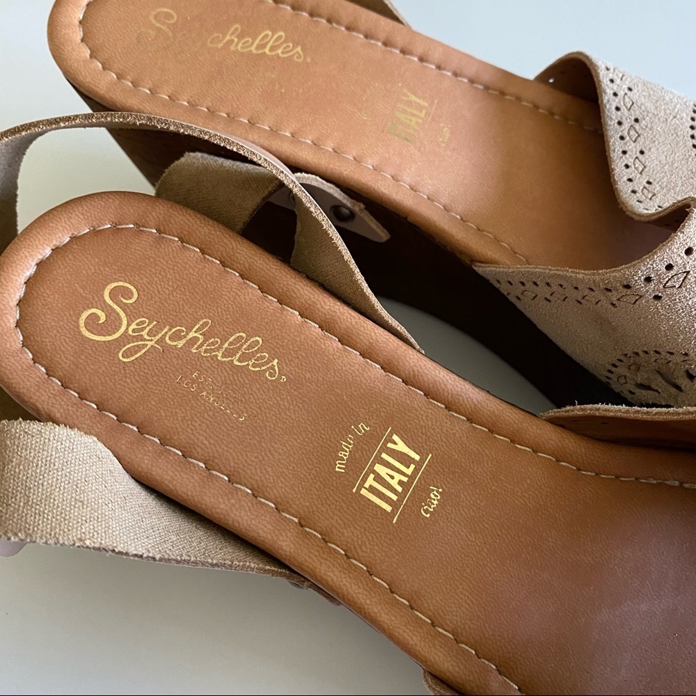 Seychelles Italian Suede Cut Out Wedge Sandals 8 - Picture 6 of 7